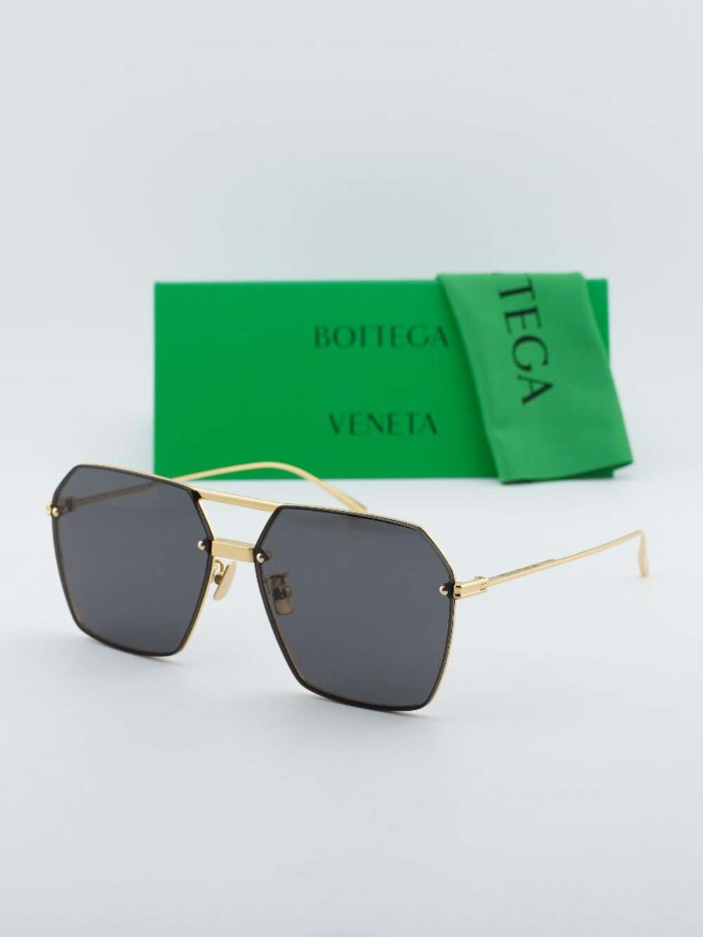 Bottega Veneta BV1045S 001 Square Sunglasses - Gold\Grey